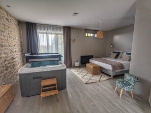 1 bedroom, free WiFi, bed sheets - Chambres D'hôtes Avec Jacuzzi Privatif (Treuzy-Levelay)