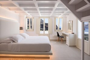 2 bedrooms, in-room safe, iron/ironing board, free WiFi