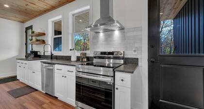 Luxury Cabin in Hocking Hills | The Buffalo