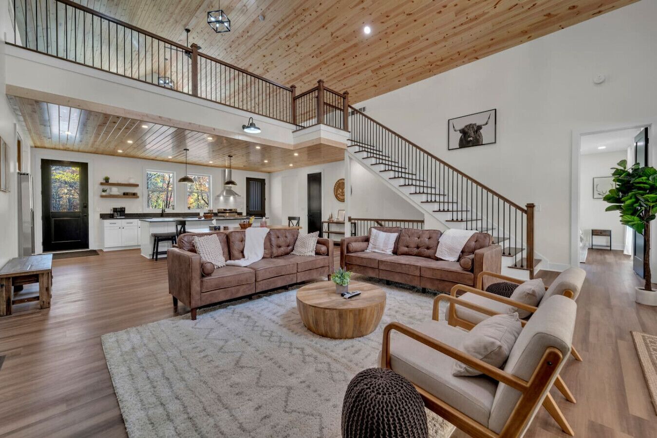 Smart TV, fireplace, video games, table tennis