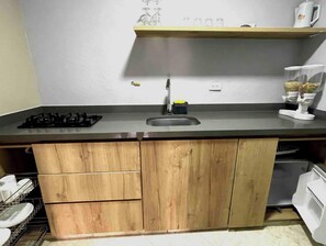 Private kitchen - Stone view in Cozy loft, Guatape. (Antioquia)