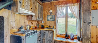 Spruce Moose Cottage | Tiny House on 65 private acres