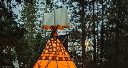 Sky Spirit -Luxury Glamping 18' Tipi - Restrooms and Showers are only a short walk away.