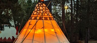 Sky Spirit -Luxury Glamping 18' Tipi - Restrooms and Showers are only a short walk away.