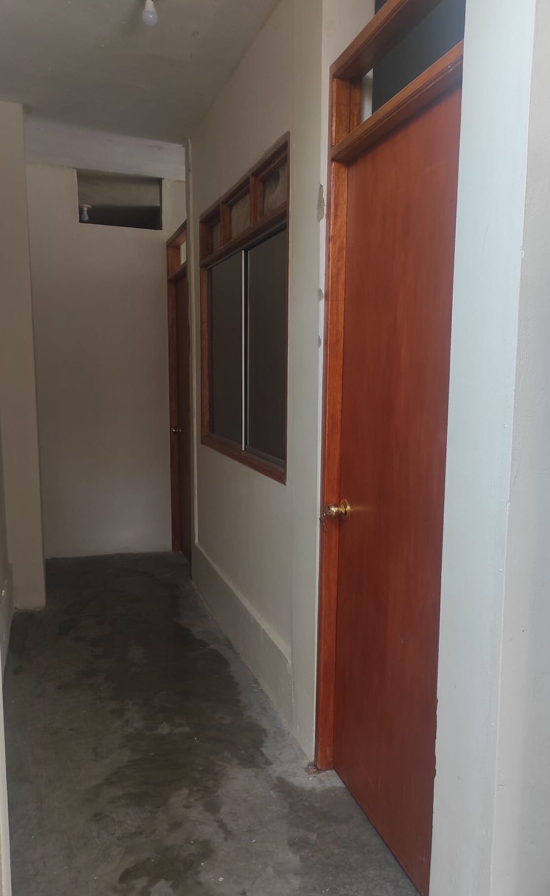 Pintu masuk interior