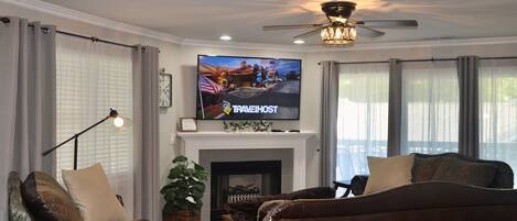 TV connectée, cheminée