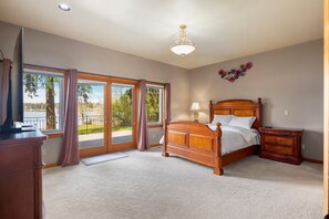 3 soverom, strykejern/-brett, reiseseng for barn og wi-fi