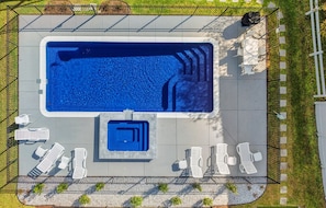 Outdoor pool, a heated pool
