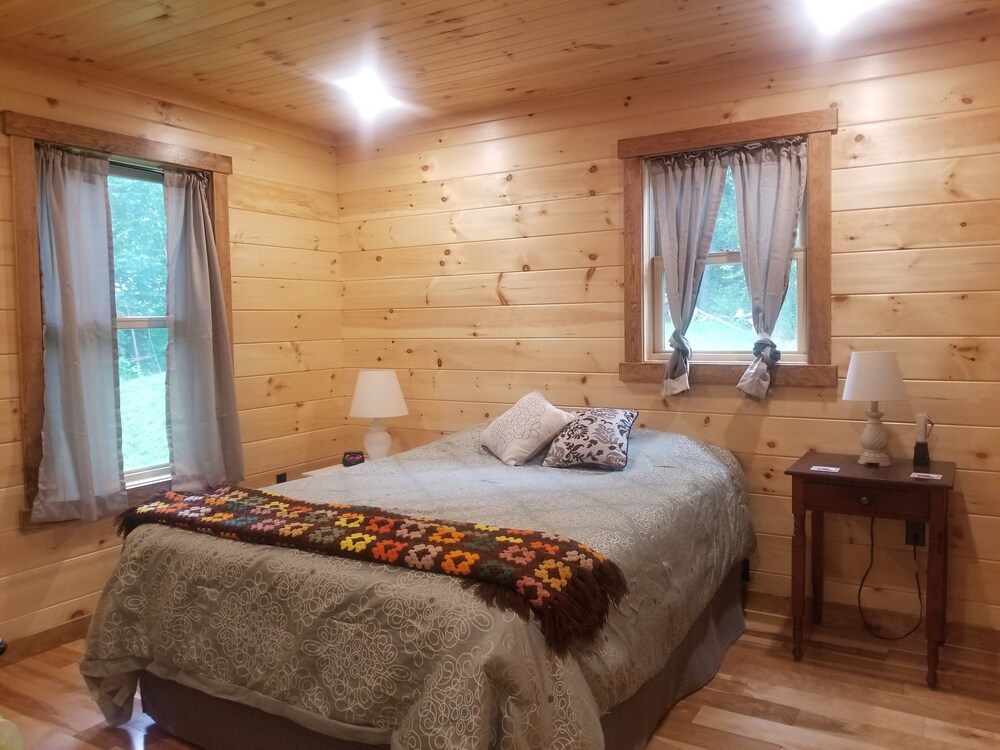 Private Home!Summer on Lake Champlain!Enjoy the Adirondack Park NY, VT