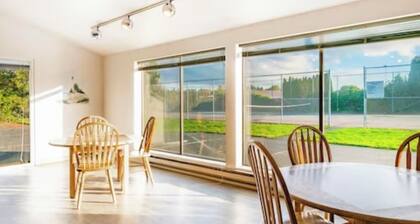 Coastal Treasure at Birch Bay; JL 911 Ocean view, ground floor, steps to beach