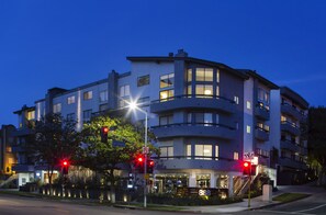 المنشأة من الخارج