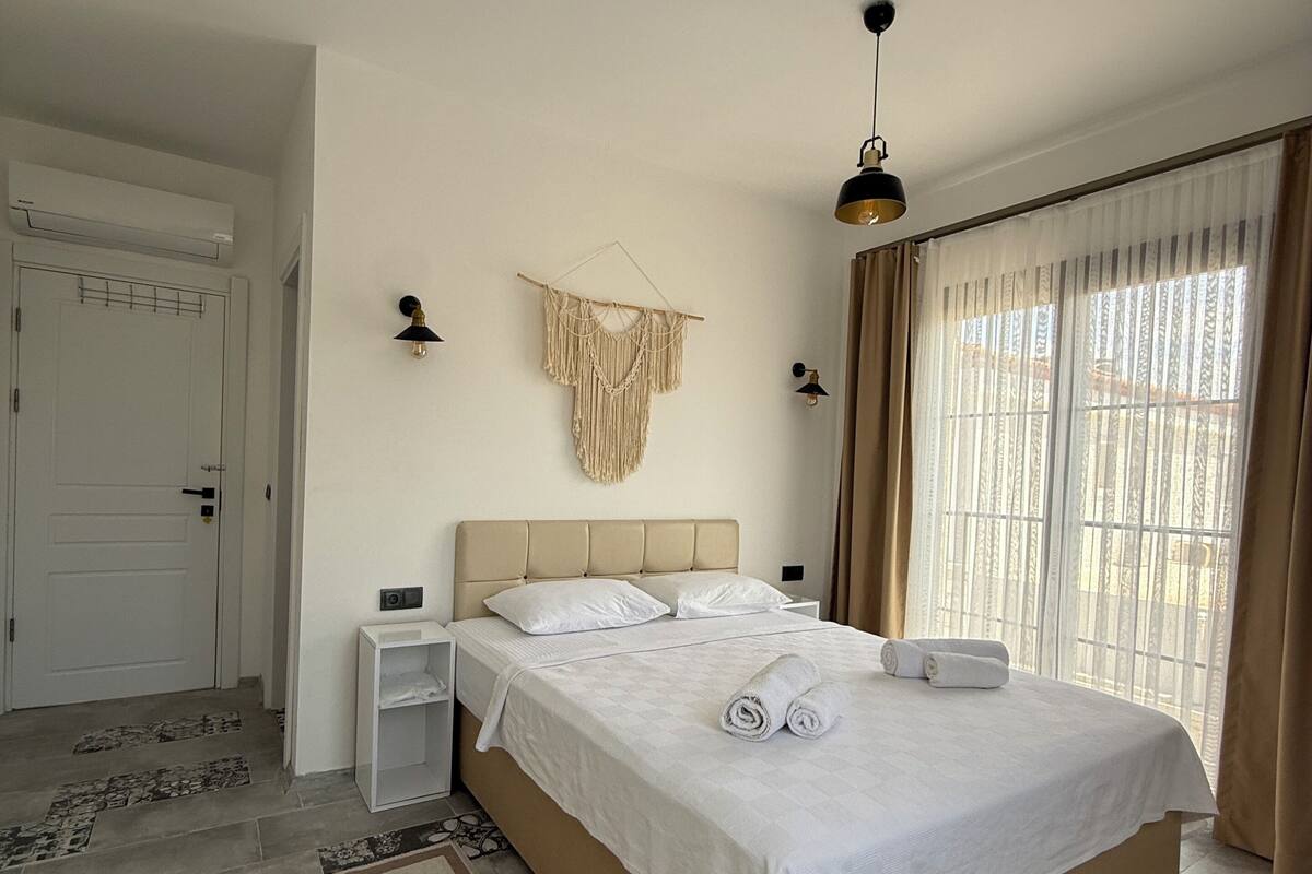 Standard Double Room Upper Floor