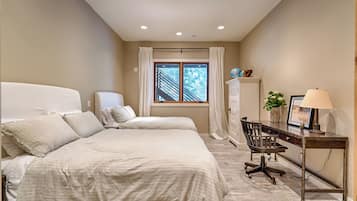 Casa | 3 habitaciones, tabla de planchar con plancha y wifi gratis