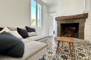 Téléviseur, lecteur de DVD