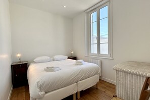 3 Schlafzimmer, Bügeleisen/Bügelbrett, WLAN, Bettwäsche