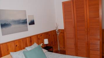 3 dormitorios, tabla de planchar con plancha, wifi