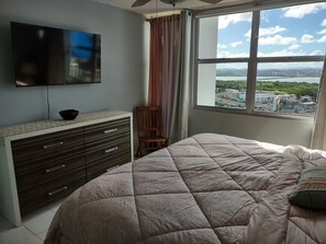 1 chambre, fer et planche à repasser, Wi-Fi gratuit, draps fournis