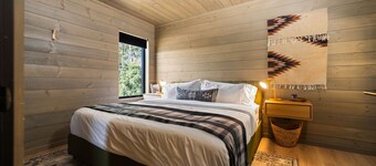 Hidden Acres Vestur Cabin