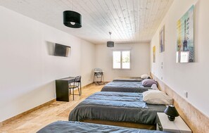 3 Schlafzimmer, Reisekinderbett, kostenloses WLAN