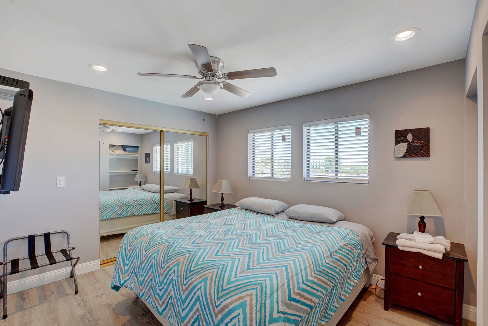 Photo - Private Vacation Villa with Vaulted Ceiling & Spacious Patio - 1646