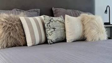 Appartement Premium | 1 chambre, couette en duvet d'oie, coffres-forts dans les chambres