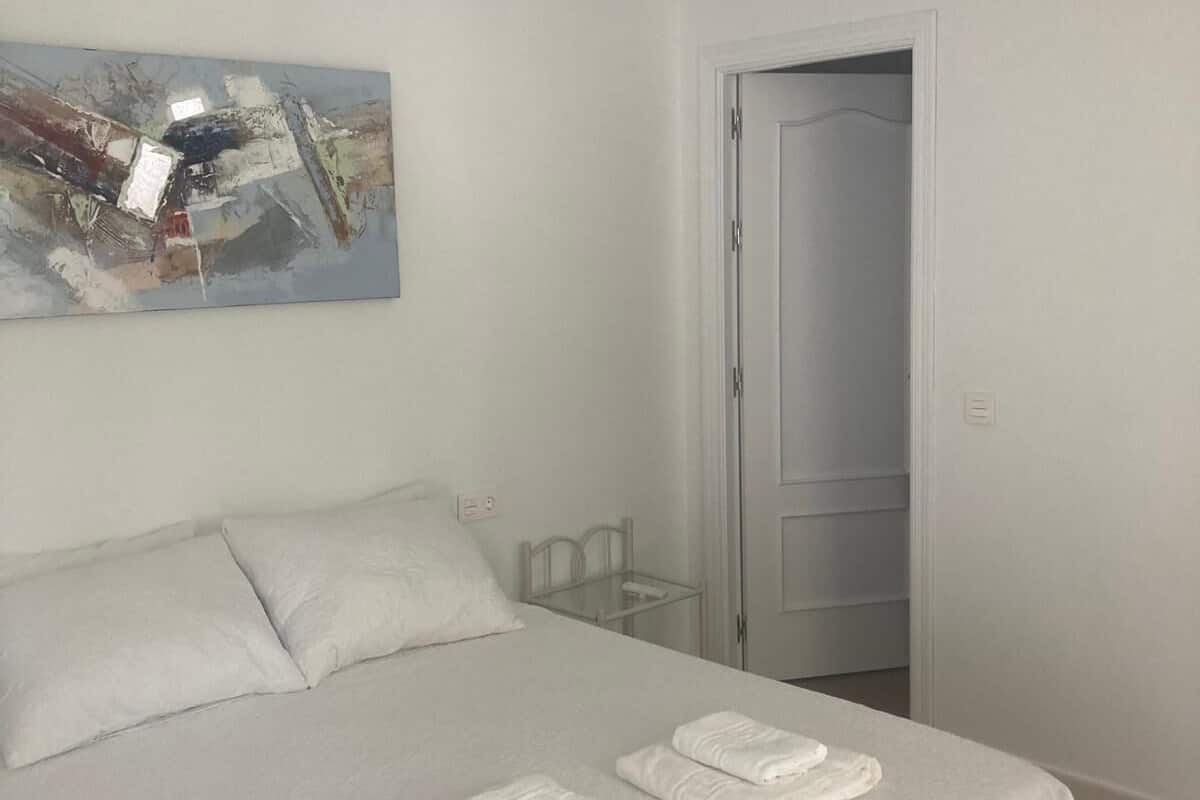 Traditional Double Room | Down comforters, memory foam beds, free WiFi