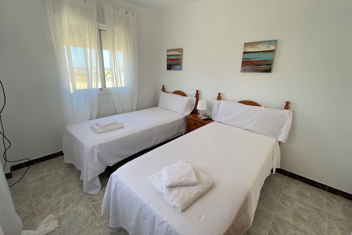 Double Room, 2 Twin Beds | Down comforters, memory foam beds, free WiFi