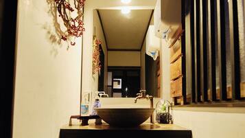 Hair dryer, towels, shampoo