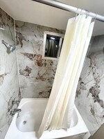 Secador de pelo y toallas