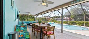 New! 4 Bedroom w/ Private Heated Pool! Pool Table! 4 TVs