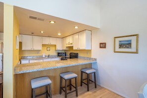 Condo | Private kitchen | Full-sized fridge, microwave, oven, stovetop