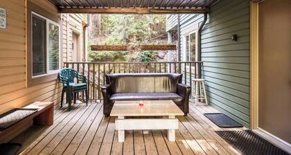 Snowed Inn - Free Parking & near ski lifts