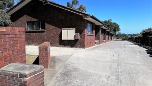 Property grounds - *PROMO!* Next to Train Station! (Oak Park)