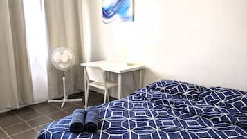 2 bedrooms, desk, iron/ironing board, free WiFi