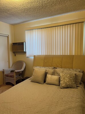 1 quarto, ferros/tábuas de passar roupa, Wi-Fi, roupa de cama