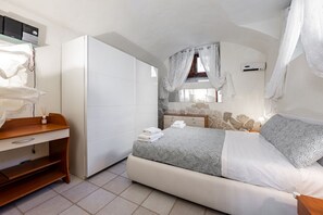 1 soverom, strykejern/-brett, wi-fi og sengetøy