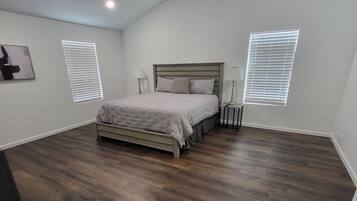 4 chambres, fer et planche Ă repasser, Wi-Fi gratuit, draps fournis