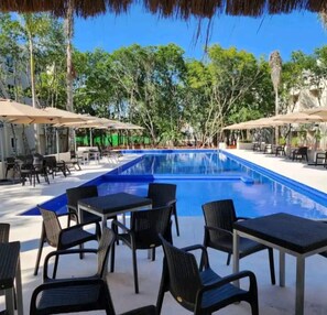 Apartment, 2 Bedrooms, Balcony, Garden View | Pool