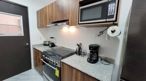 Apartment, 2 Bedrooms, Balcony, Garden View | Interior