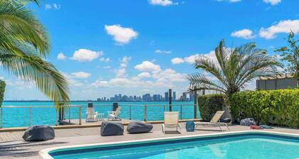 Best Bayfront View Villa with Heated Pool