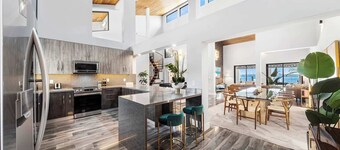 Best Bayfront View Villa with Heated Pool