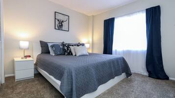 2 bedrooms, iron/ironing board, WiFi, bed sheets