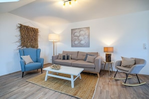 TV - Meereszeiten - Schöne Ferienwohnung für bis zu 3 Personen und Hund! (Eilsum)