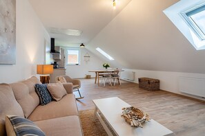TV - Meereszeiten - Schöne Ferienwohnung für bis zu 3 Personen und Hund! (Eilsum)