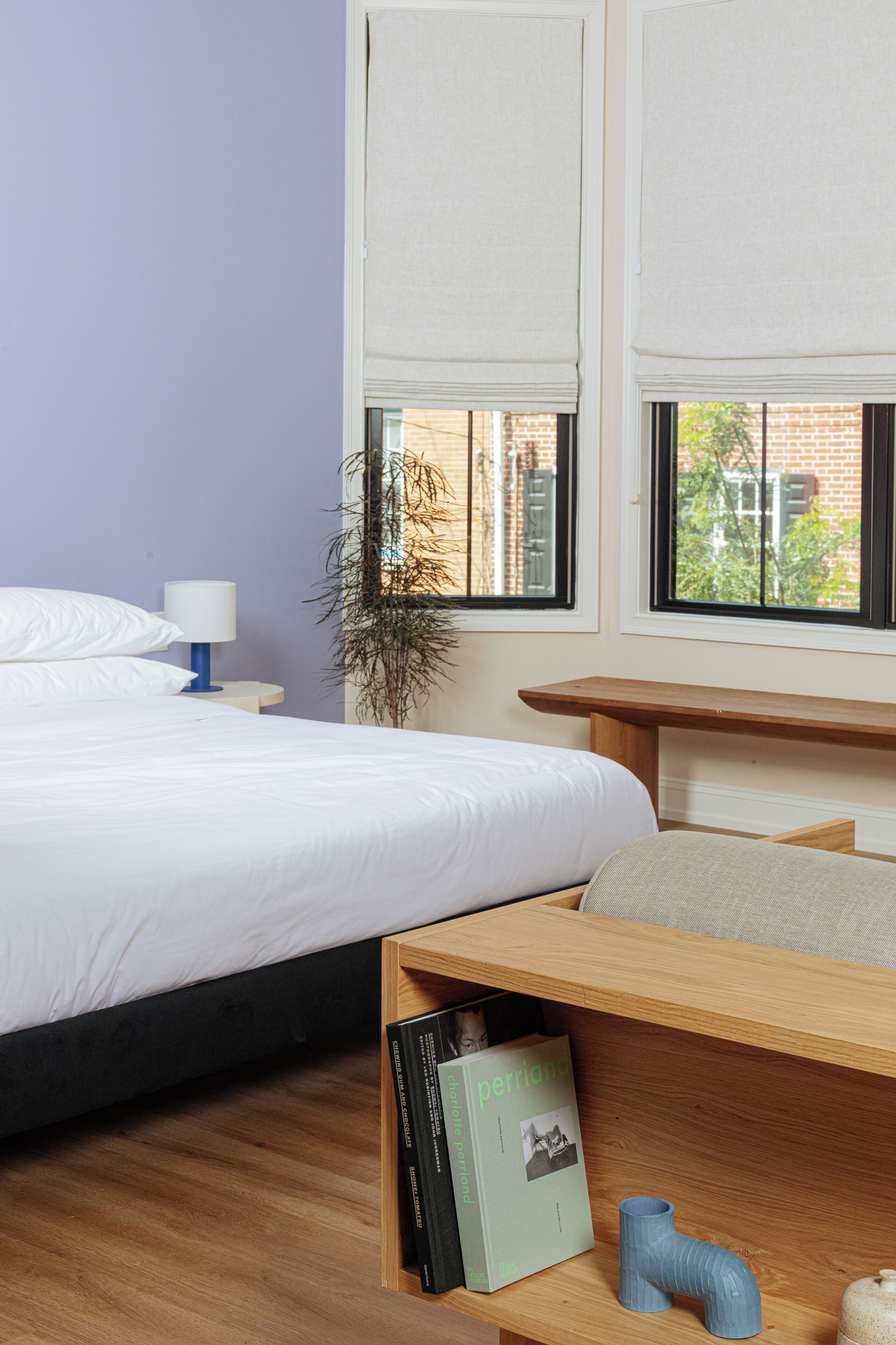 Suite 203 Iconic Corner King