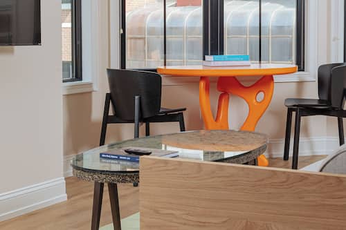 Suite 203 Iconic Corner King | Draps en coton égyptien, literie de qualité