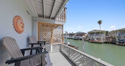 Lazy Days Sea Cottage - Waterfront, Pools, Golf