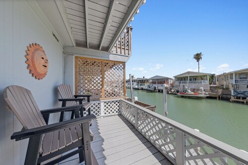 Available for Spring! Lazy Days Sea Cottage  #1015