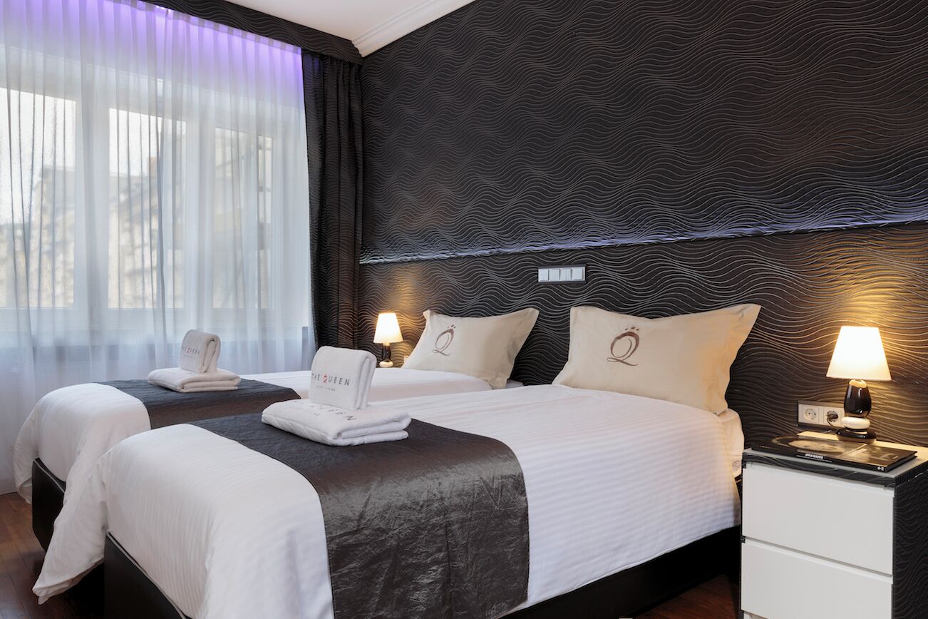 2 bedrooms