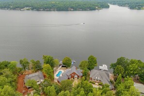 Exterior - "HAPPY GO LAKEY": Endless Views, Pool, Expansive Deck, Jump Platform, Water Toys (Macon)